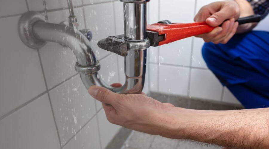 Expert burst pipe repair services in Albion, MI